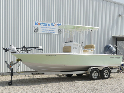 2021 Sportsman Masters 227 Bay Boat