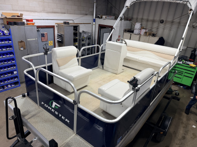 2019 Forester 1406C Fish n Fun Pontoon - $10,995
