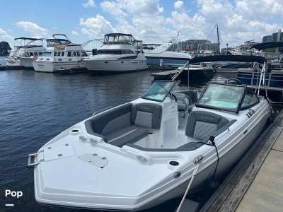 2025 Nautic Star 223 DC