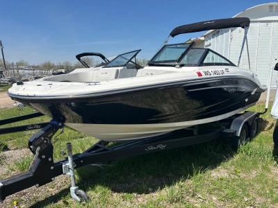 2022 Sea Ray SPX 190