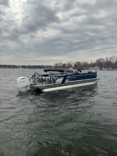 2024 Starcraft CX 23 DL BAR