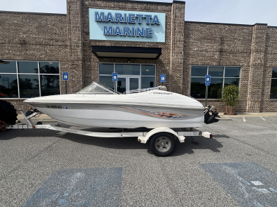 2005 Starcraft 1700 w/MerCruiser 3.0L 135HP - 4 - Stroke Engine and Single Axle Trailer