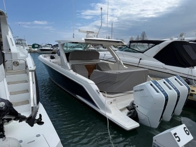 2024 Tiara 38LS