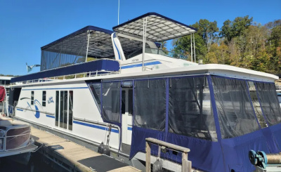 2002 Fantasy 16 X 68 Houseboat