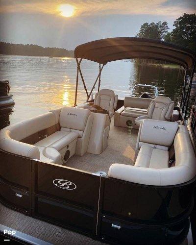 2021 Bentley 223 Swingback
