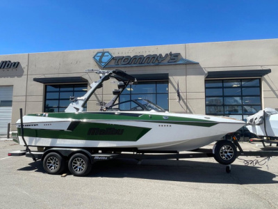 2023 Malibu Wakesetter MXZ