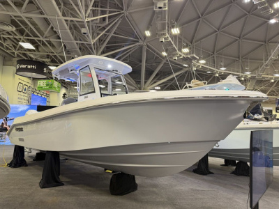 2026 Everglades Center Console
