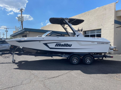 2023 Malibu Wakesetter MXZ