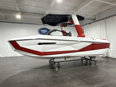2025 Nautique Paragon