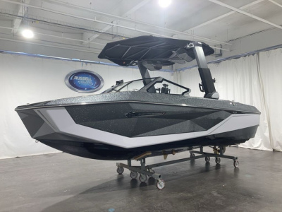 2025 Nautique Paragon