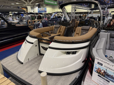 2026 Bennington Q Series 25