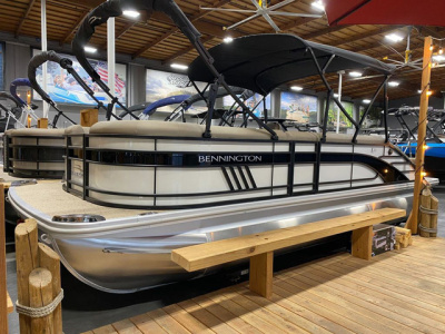 2023 Bennington L Series 23