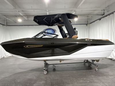 2025 Nautique Paragon