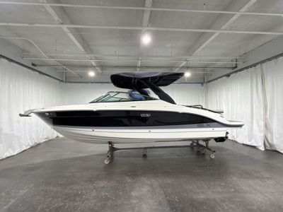 2025 Sea Ray SLX