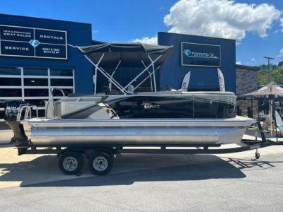 2023 Tahoe LTZ - 21 FT