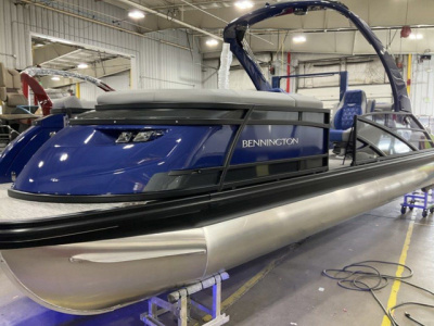 2023 Bennington Q Series 25