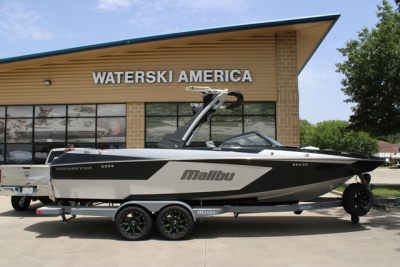 2022 Malibu Wakesetter MXZ