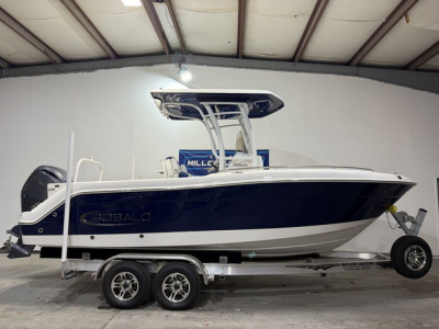 2026 Robalo Explorer