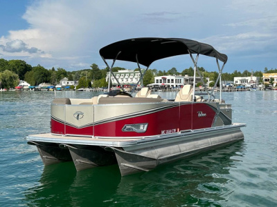 2023 Tahoe LTZ - 21 FT