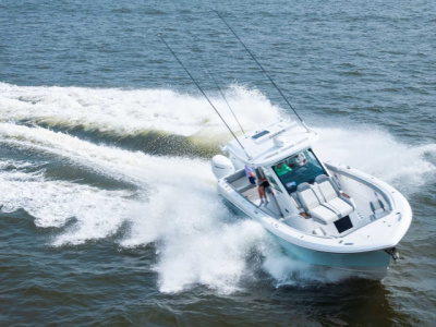 2026 Everglades Center Console