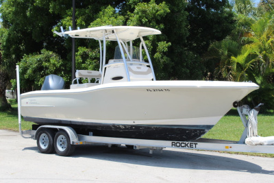 2014 Pioneer 222 SPORTFISH