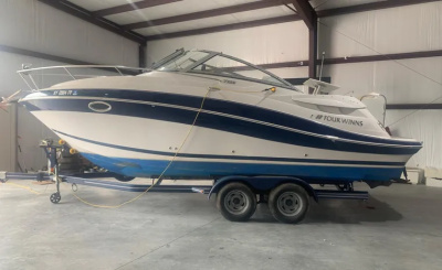 2008 Four Winns V258