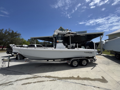 2022 Everglades Center Console