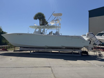 2022 Invincible CATAMARANS