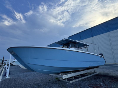 2022 Invincible CATAMARANS