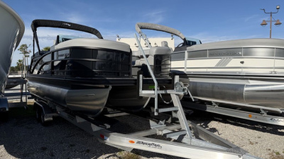 2026 Bennington M Series 22