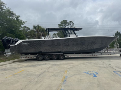 2022 Invincible CATAMARANS
