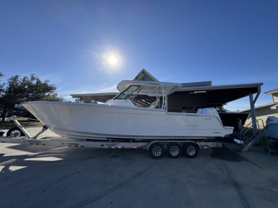 2026 Bertram CENTER CONSOLE