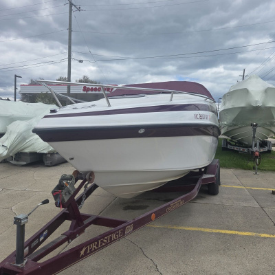 2004 Crownline 235 CCR