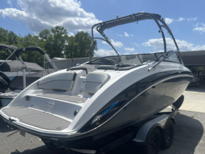 2014 Yamaha AR240