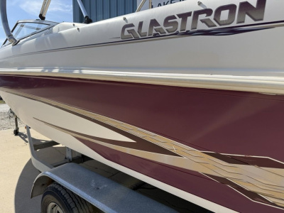 1999 Glastron GS225
