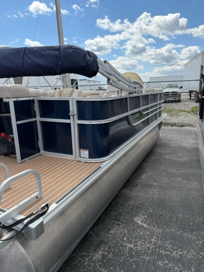 2016 Starcraft STARDECK 206 CRUISE