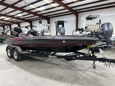 2017 Triton 18 TRX