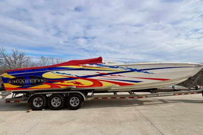 2003 Cigarette 38' Top Gun