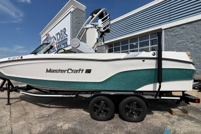 2024 Mastercraft XT24