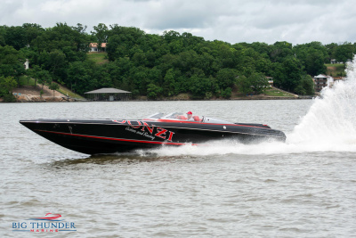2009 Donzi 38 ZRC