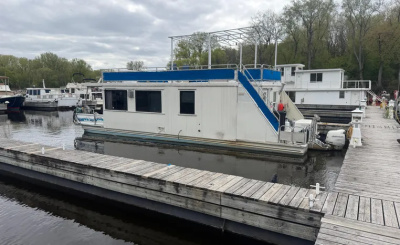 1997 Catamaran Cruisers 44' Aqua Cruiser