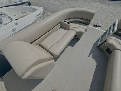 2016 Bennington 2075 GL G Series 20' Pontoon W/115hp and Trailer