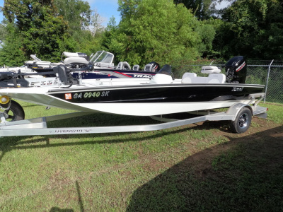 2022 Excel Stalker 2072 Side Console
