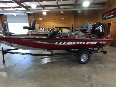 2025 Tracker Pro Team™ 175