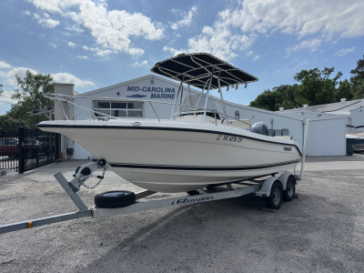 2013 Pursuit C200