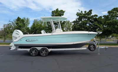 2022 Robalo R242 Explorer