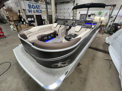 2026 Tahoe LTZ 2385 Elite Windshield Tritoon & Honda 4-Stroke EFI