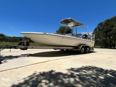 2000 Dynasty Fishmaster 2300 BB Travis Edition