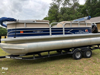 2018 Sun Tracker DLX20
