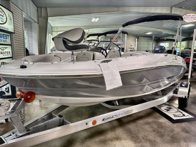 2026 Stingray 182SC